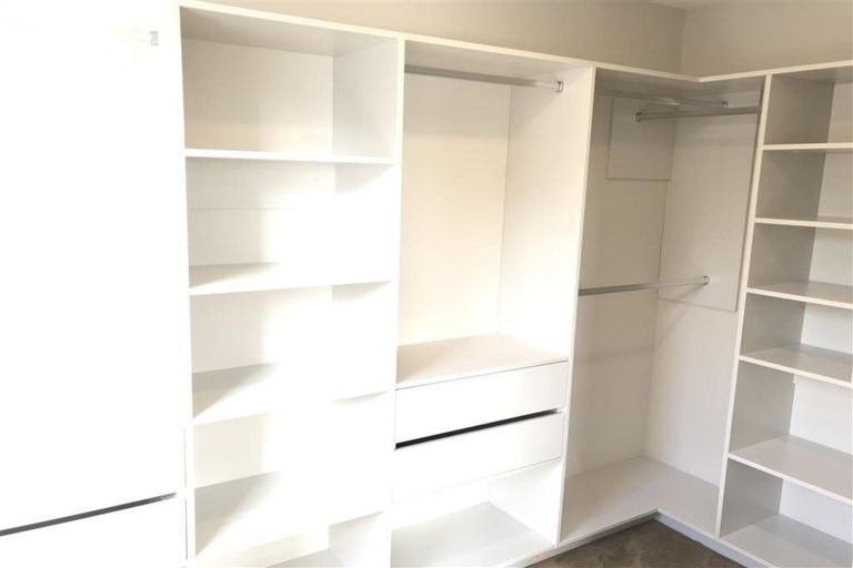 Photo of property in 6c Seaview Road, Milford, Auckland, 0620