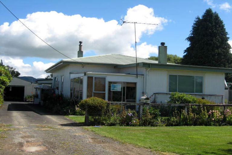 Photo of property in 32 King Street, Raetihi, 4632