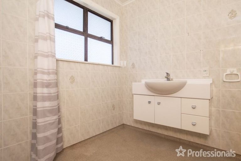 Photo of property in 22 Hilton Road, Carterton, 5713