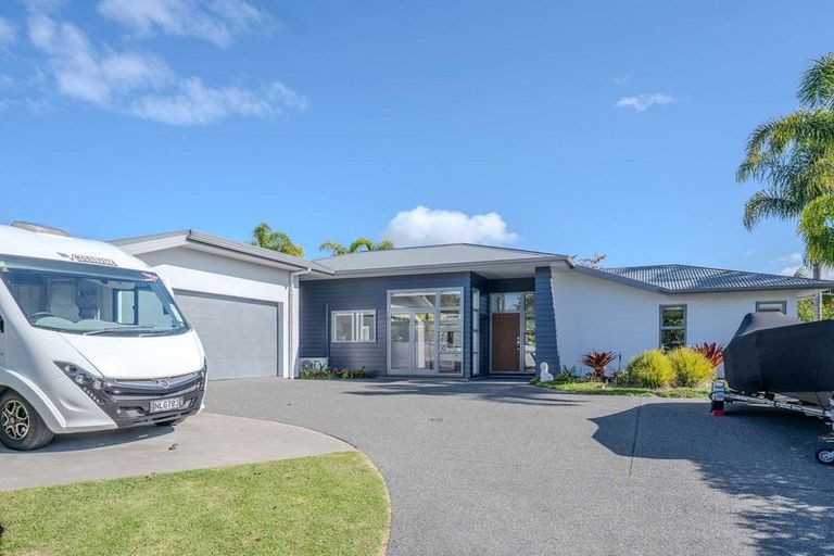 Photo of property in 6 Barrett Place, Kerikeri, 0230