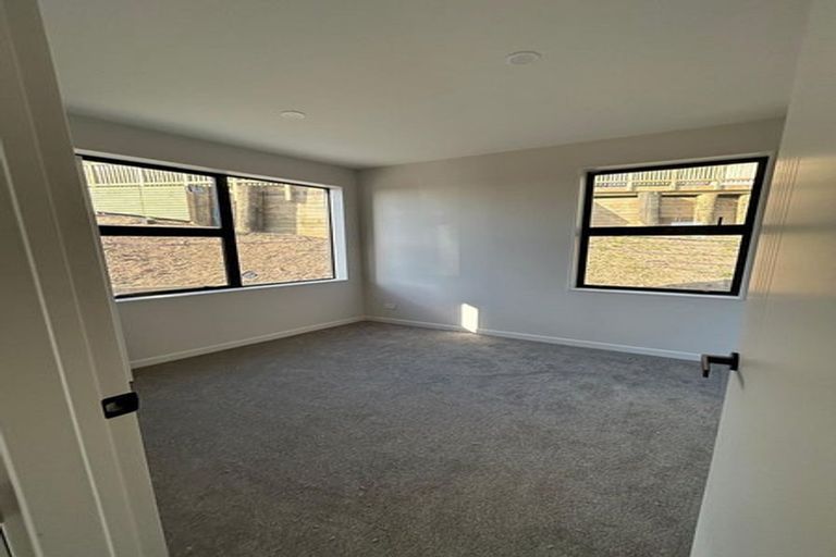 Photo of property in 41b Gracechurch Drive, Flat Bush, Auckland, 2016