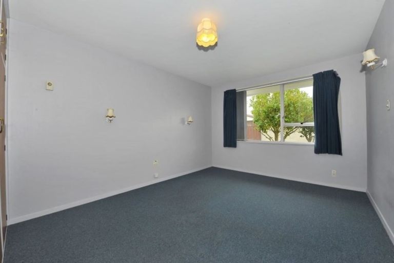 Photo of property in 115a Wilsons Road, Saint Martins, Christchurch, 8022