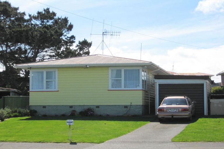 Photo of property in 184 Puriri Street, Castlecliff, Whanganui, 4501