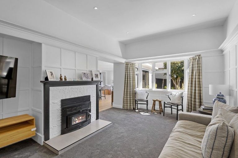 Photo of property in 136 Weston Road, St Albans, Christchurch, 8052