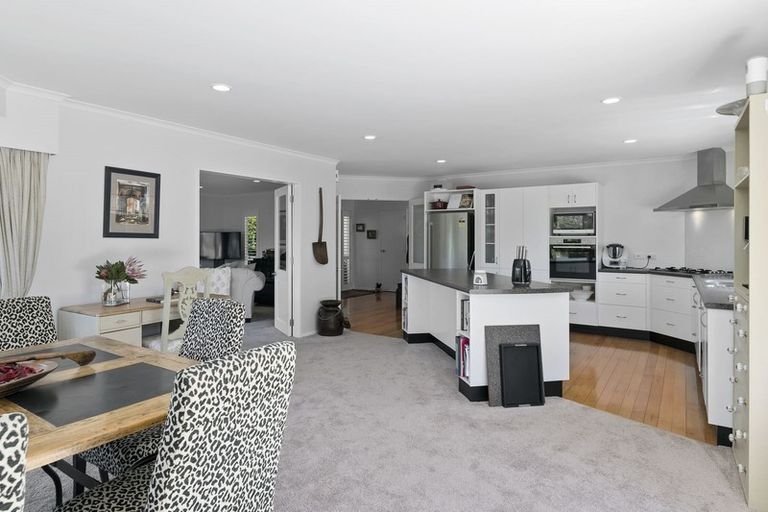 Photo of property in 40 Regent Drive, Paraparaumu Beach, Paraparaumu, 5032