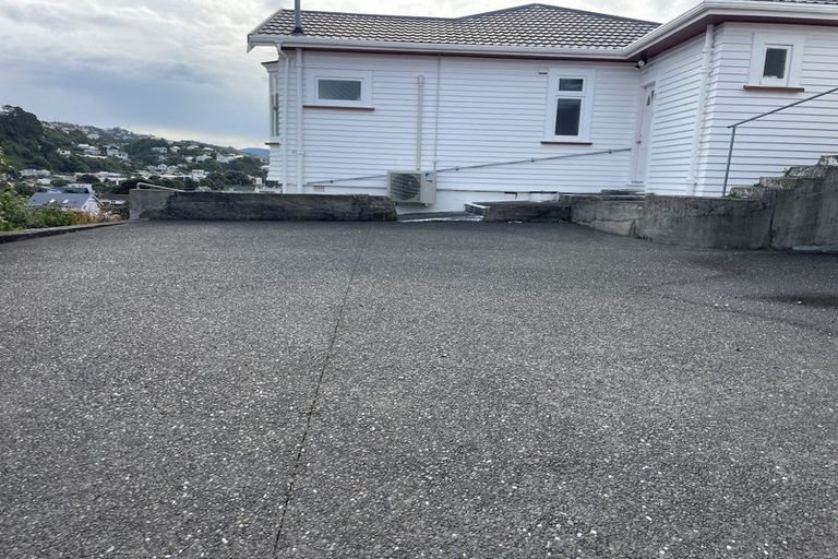 Photo of property in 3 Humber Street, Island Bay, Wellington, 6023