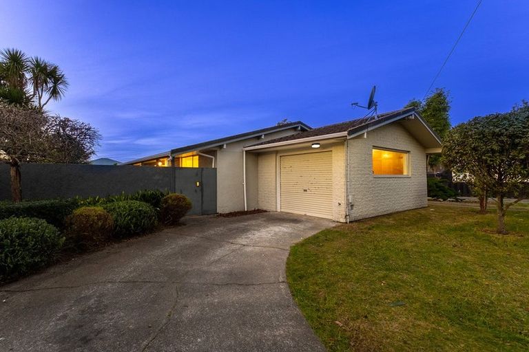Photo of property in 89a Ngaio Road, Waikanae, 5036
