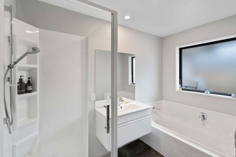 Photo of property in 28 Chesney Drive, Rolleston, 7615