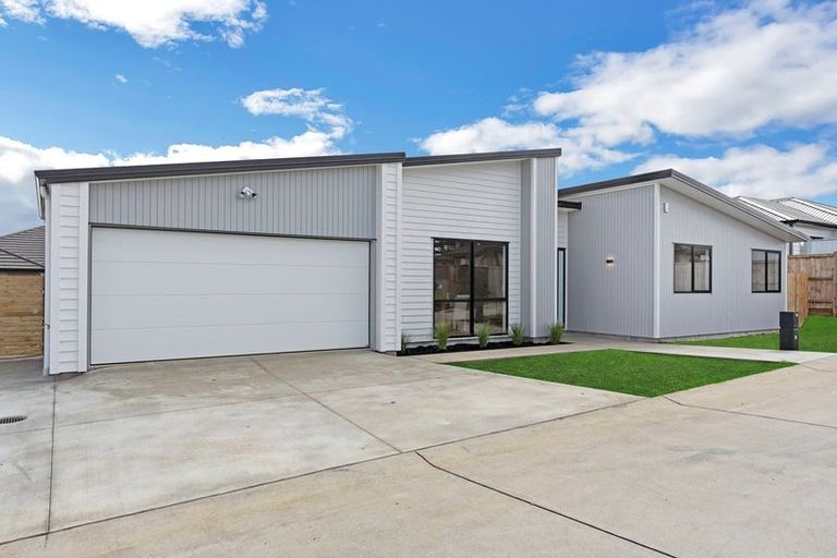 Photo of property in 121 Hitchen Road, Pokeno, 2402