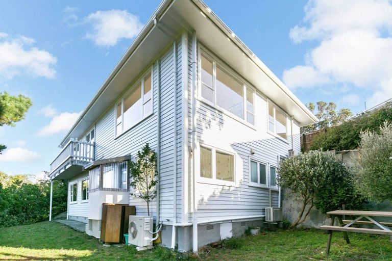 Photo of property in 70 Dominion Park Street, Johnsonville, Wellington, 6037