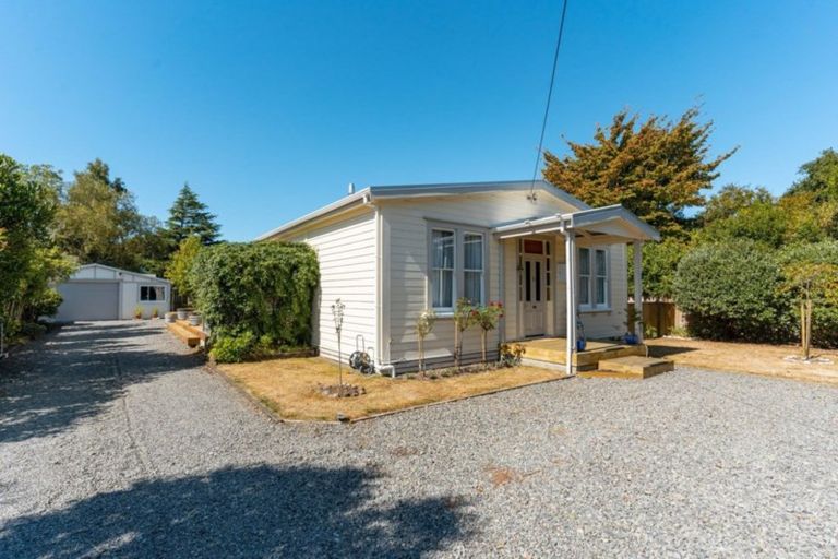 Photo of property in 15 Howard Street, Carterton, 5713