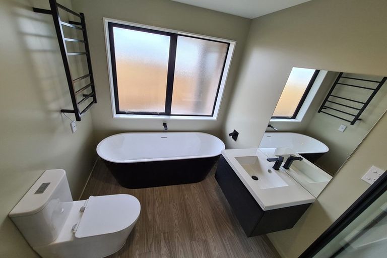 Photo of property in 60 Broadway Parade, Rolleston, 7615