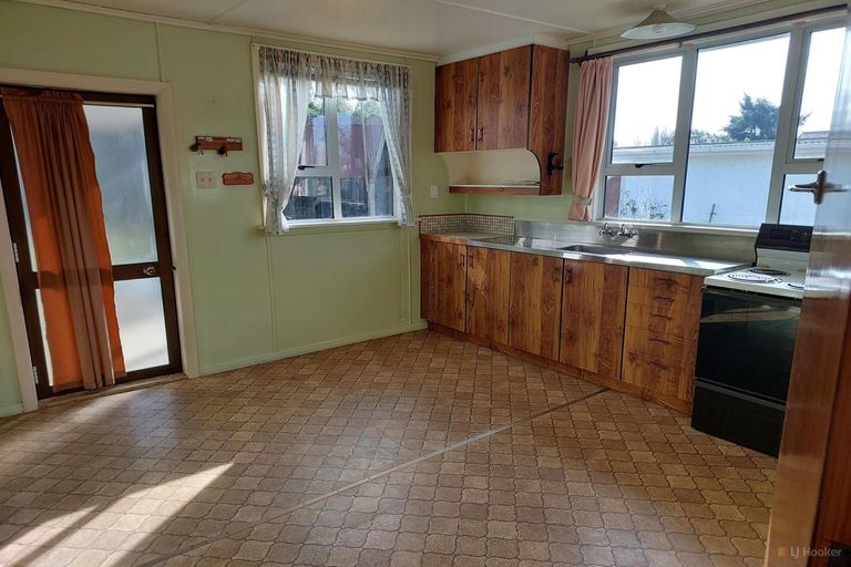 Photo of property in 25 Waimate Highway, Makikihi, Waimate, 7978