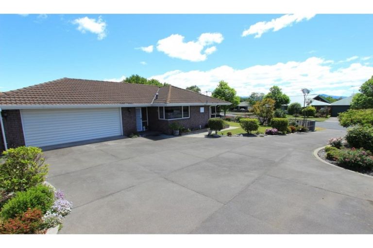 Photo of property in 33 Karina Crescent, Redwoodtown, Blenheim, 7201