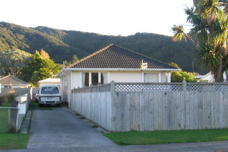 Photo of property in 29 Totara Street, Wainuiomata, Lower Hutt, 5014