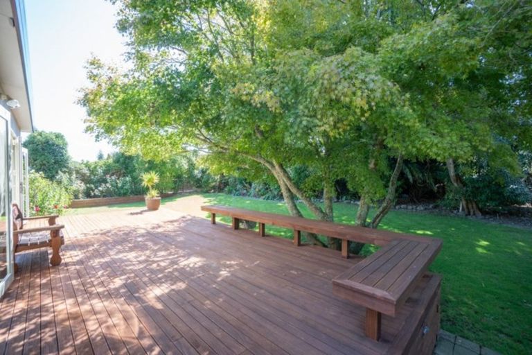 Photo of property in 26 Pahiatua Street, Hokowhitu, Palmerston North, 4410