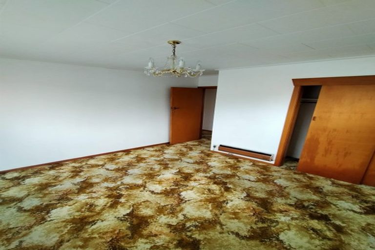 Photo of property in 1 Gibson Street, Kaikorai, Dunedin, 9010