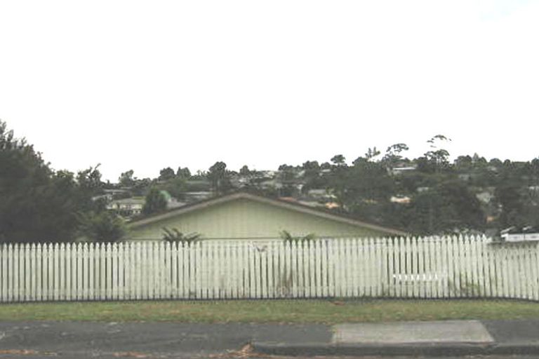 Photo of property in 20 Madison Place, Forrest Hill, Auckland, 0620