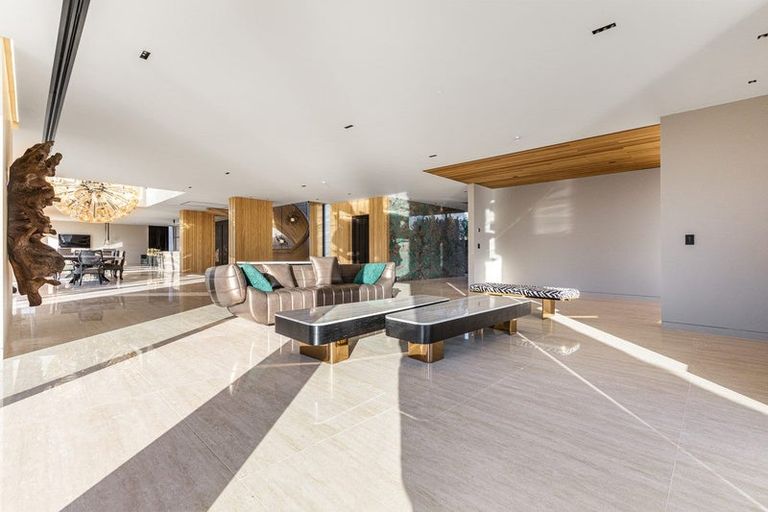 Photo of property in 92 Paritai Drive, Orakei, Auckland, 1071