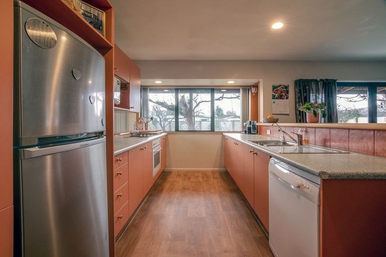 Photo of property in 88 Inniscort Street, Cromwell, 9310