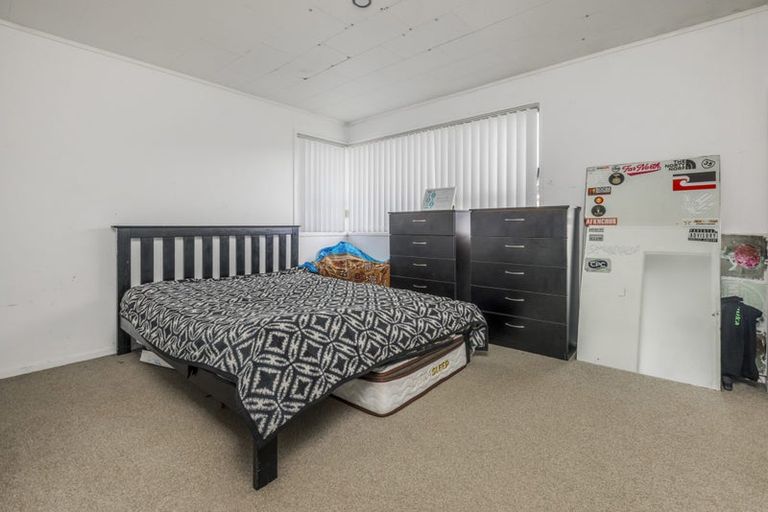 Photo of property in 30 Sharland Avenue, Manurewa, Auckland, 2102