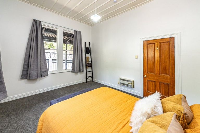 Photo of property in 21 Portal Street, Durie Hill, Whanganui, 4500
