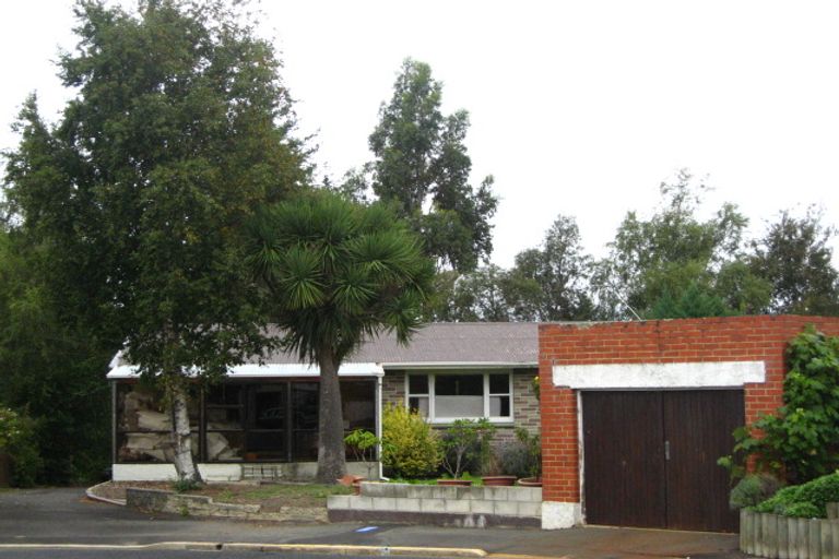 Photo of property in 12 Bellona Lane, Fairfield, Dunedin, 9018