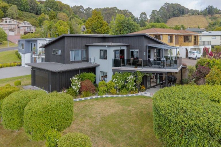 Photo of property in 2 Cherry Lane, Acacia Bay, Taupo, 3330