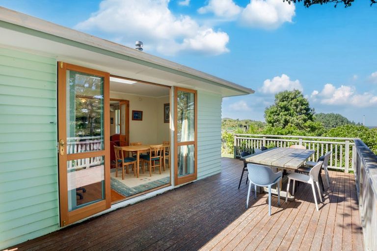 Photo of property in 33 Finnimore Terrace, Vogeltown, Wellington, 6021