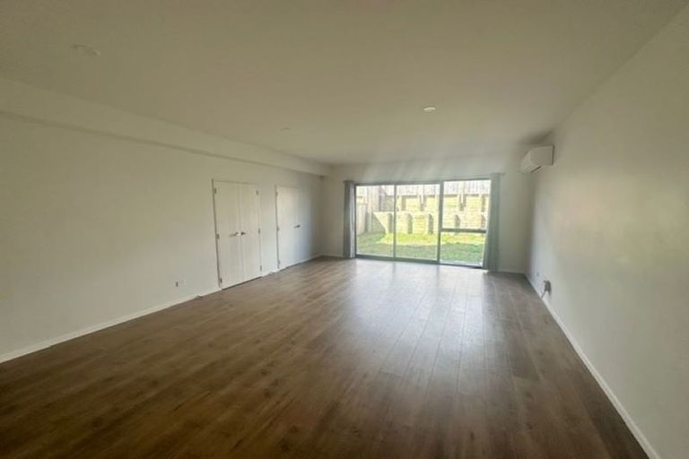Photo of property in 12 Hearth Street, Flat Bush, Auckland, 2019
