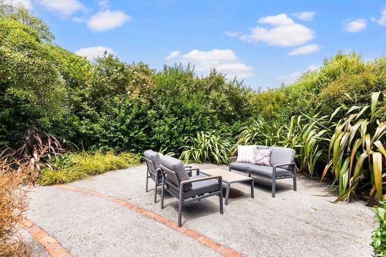 Photo of property in 32 Mandalay Terrace, Khandallah, Wellington, 6035