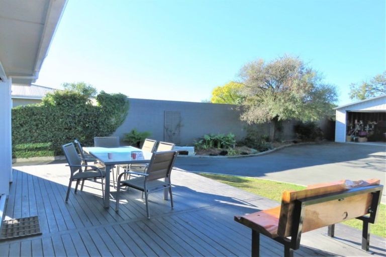 Photo of property in 16 Arthur Street, Holmes Hill, Oamaru, 9401