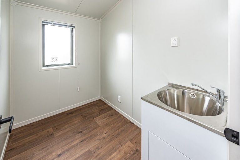 Photo of property in 19 Karewa Street, Castlecliff, Wanganui, 4501