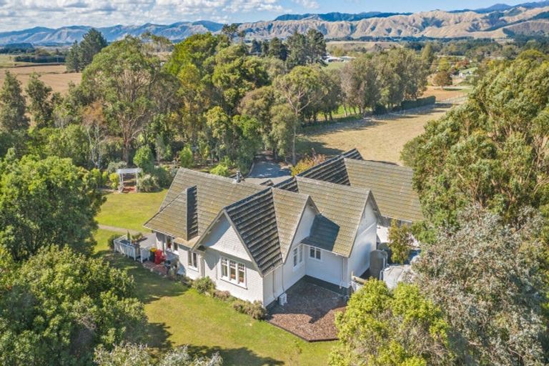 Photo of property in 179 Koputaroa Road, Koputaroa, Levin, 5575