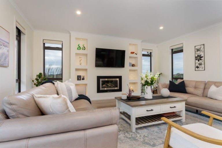 Photo of property in 7 Stonebridge Road, Temple View, Hamilton, 3289