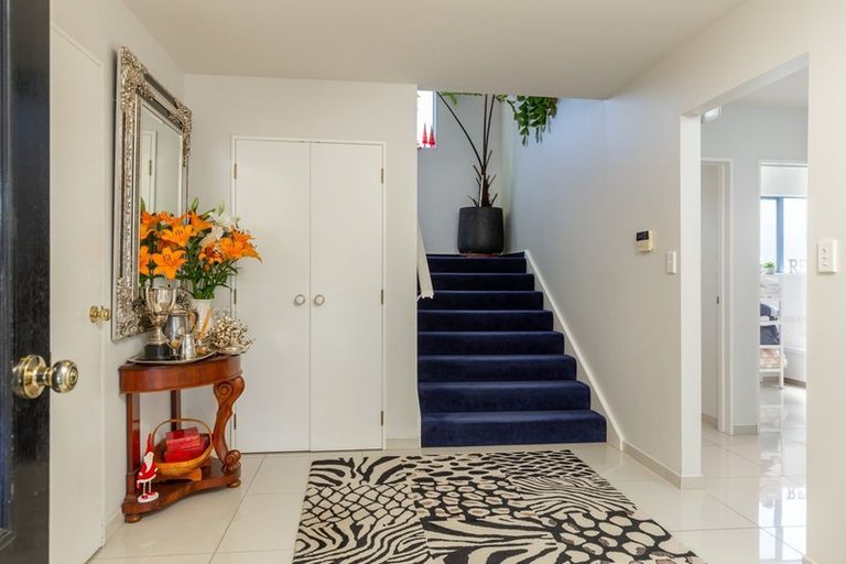 Photo of property in 12 Ranui Street, Waikawa, Picton, 7220