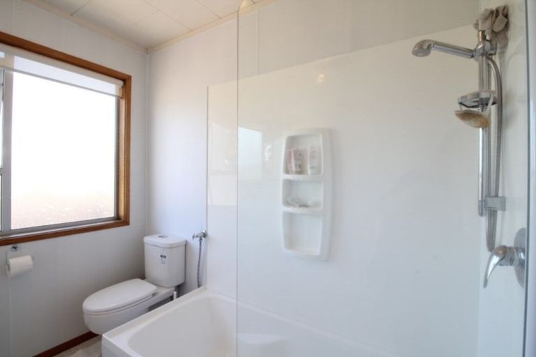 Photo of property in 1/43 Wallace Road, Papatoetoe, Auckland, 2025