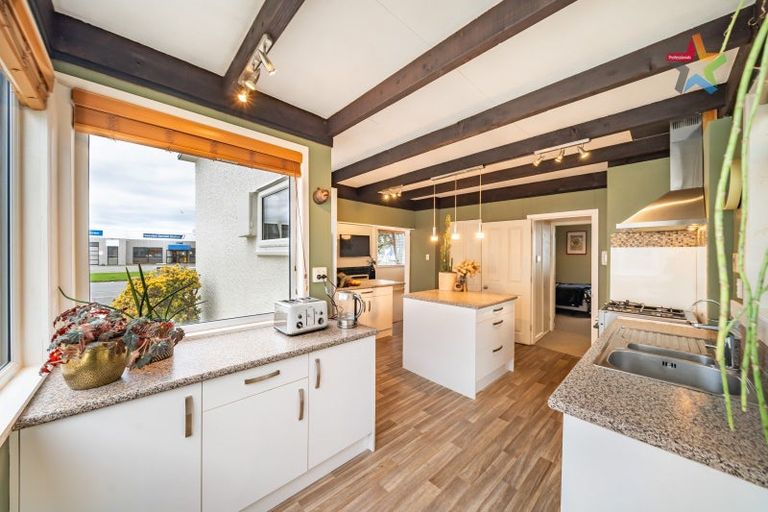 Photo of property in 17 Waione Street, Petone, Lower Hutt, 5012