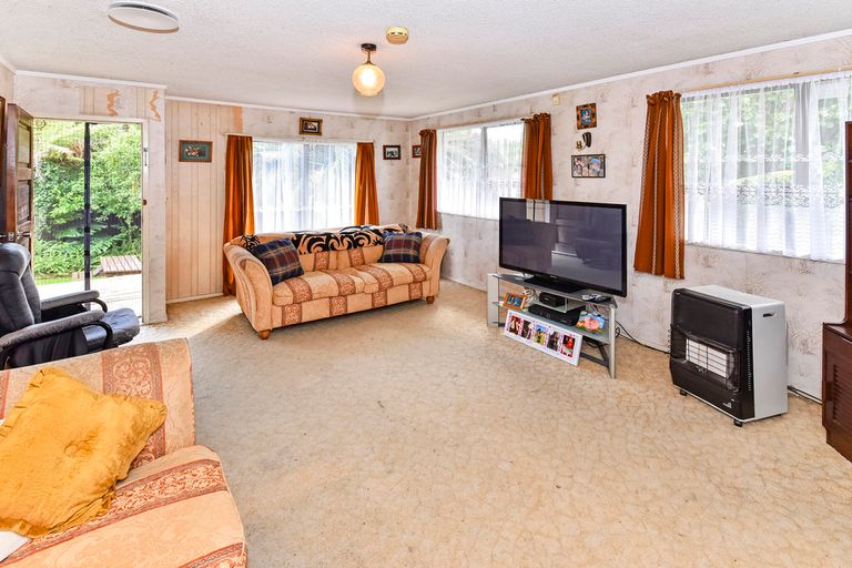 Photo of property in 51 John Walker Drive, Manurewa, Auckland, 2102