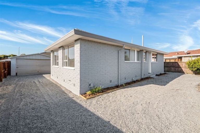 Photo of property in 40 Meon Street, Aranui, Christchurch, 8061