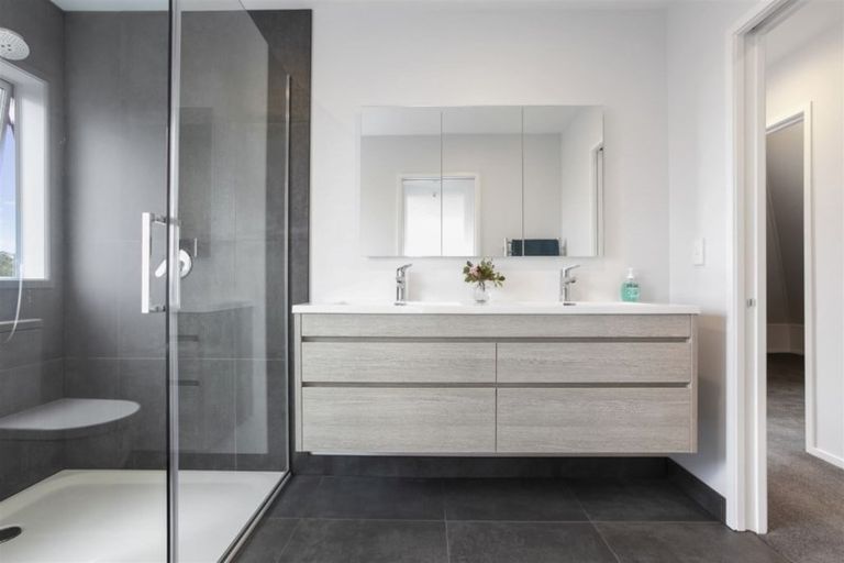 Photo of property in 63 First View Avenue, Beachlands, Auckland, 2018