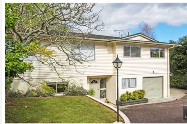 Photo of property in 1/3 Pohutukawa Avenue, Shelly Park, Auckland, 2014