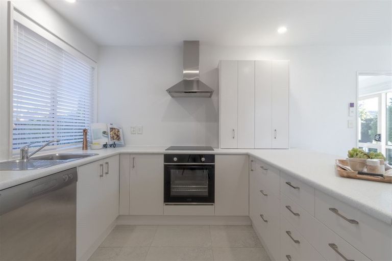 Photo of property in 75a Farquhars Road, Redwood, Christchurch, 8051