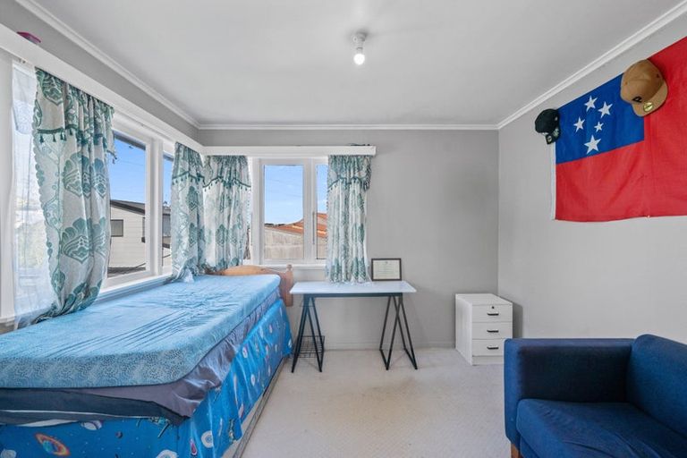 Photo of property in 29 Beaubank Road, Kelston, Auckland, 0602