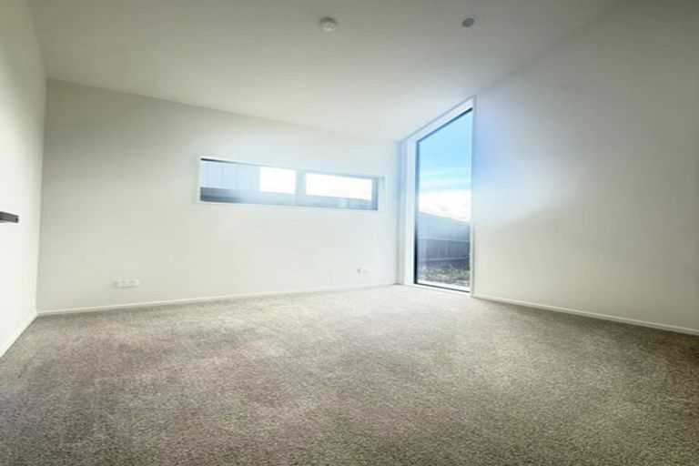 Photo of property in 15 Piringa Road, Pukekohe, 2120