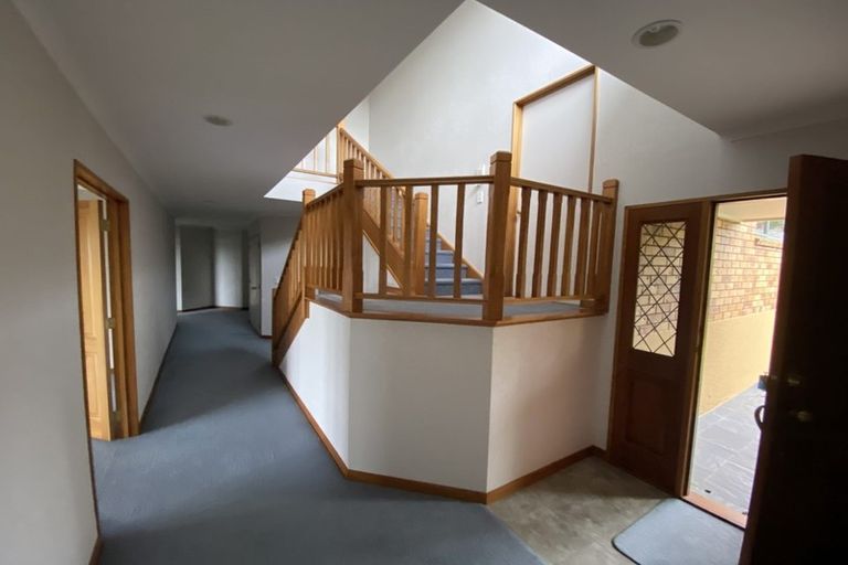 Photo of property in 43 Greenfield Drive, Western Heights, Hamilton, 3200