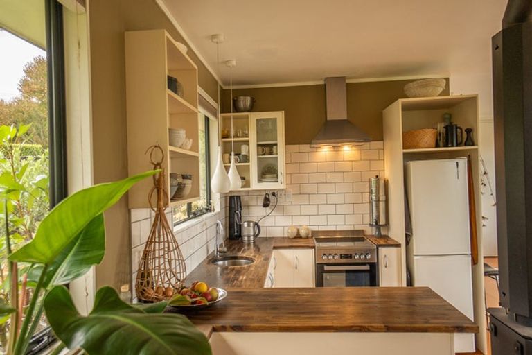 Photo of property in 29 Te Papau Crescent, Diamond Harbour, 8972