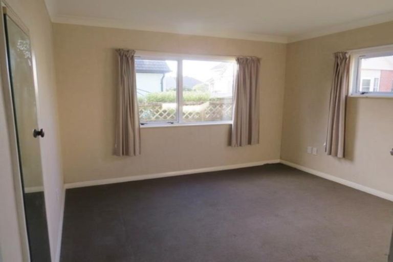 Photo of property in 50b Somerset Street, Brooklands, New Plymouth, 4310