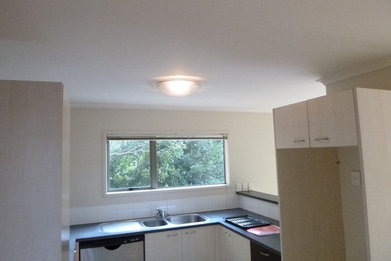 Photo of property in 57 Tiri Tiri Road, Birkdale, Auckland, 0626