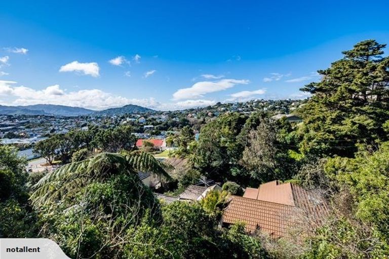 Photo of property in 33 Verviers Street, Karori, Wellington, 6012